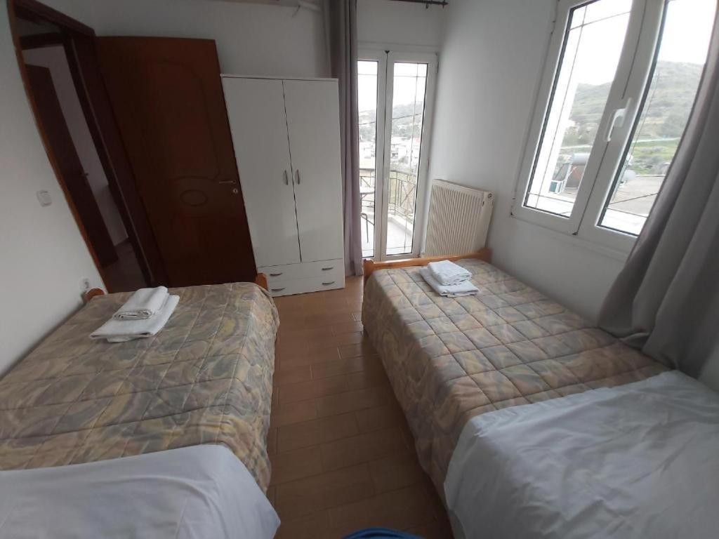 Bodikos Apartments Pitsidia Luaran gambar