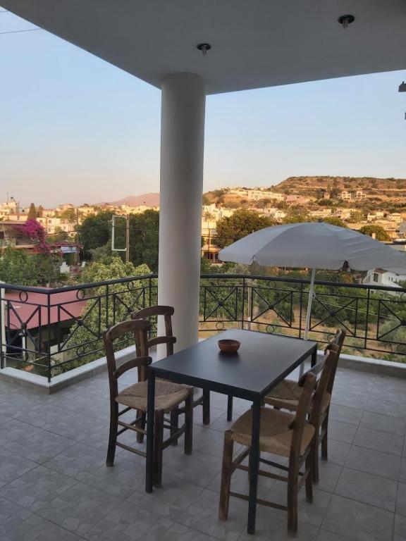 Bodikos Apartments Pitsidia Luaran gambar