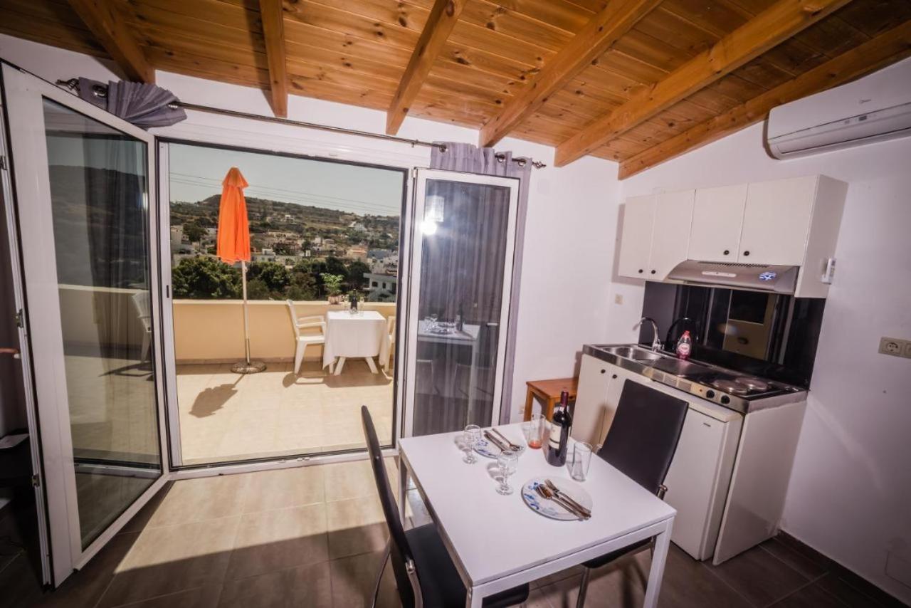 Bodikos Apartments Pitsidia Luaran gambar